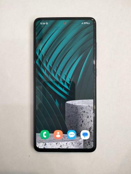 Купить Samsung Galaxy A52 4/128GB (A525F) Duos в Екатеринбург за 6000 руб.