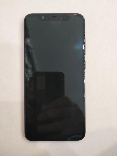 Купить Xiaomi Mi 8 6/128GB (M1803E1A) Duos в Екатеринбург за 6600 руб.
