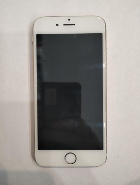 Купить Apple iPhone 6S 64GB в Екатеринбург за 3400 руб.
