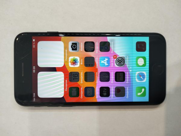 Купить Apple iPhone SE 2nd gen. 2020 64GB в Екатеринбург за 8050 руб.