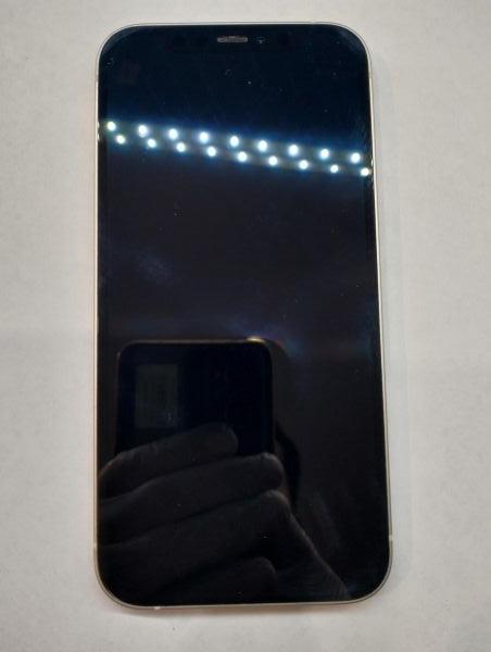 Купить Apple iPhone 12 128GB в Иркутск за 20000 руб.