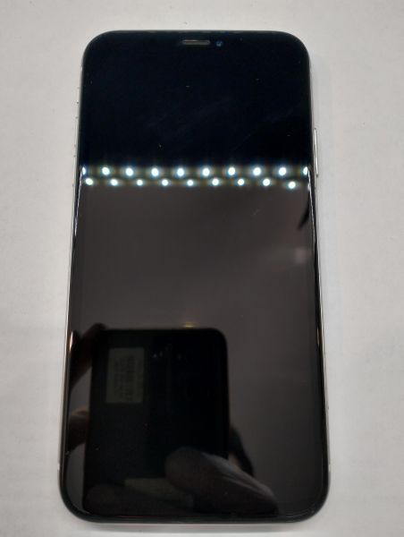 Купить Apple iPhone XR 128GB в Екатеринбург за 12600 руб.