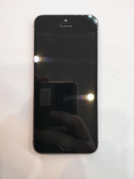 Купить Apple iPhone 5S 32GB в Екатеринбург за 3000 руб.