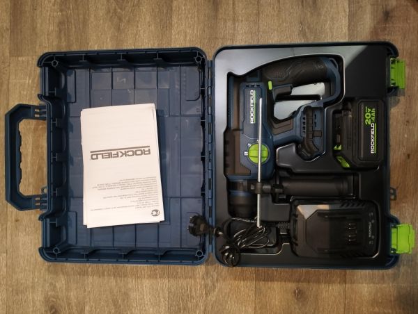 Купить Rockfield RF2254BK с СЗУ в Екатеринбург за 8100 руб.