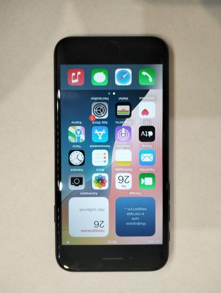 Купить Apple iPhone SE 2nd gen. 2020 64GB в Екатеринбург за 8400 руб.