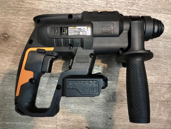 Купить Worx WX381.1 с СЗУ в Екатеринбург за 6800 руб.