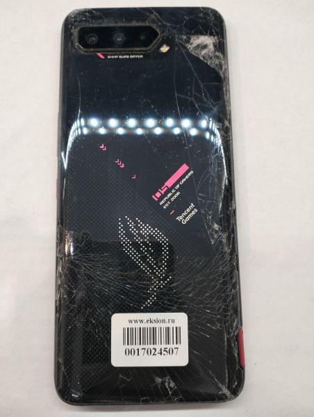 Купить ASUS ROG Phone 5s 12/128GB Duos в Екатеринбург за 15400 руб.
