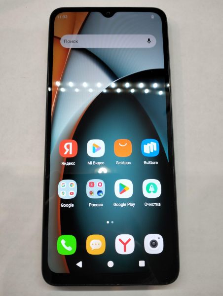 Купить Xiaomi Redmi A3 4/128GB (23129RN51X) Duos в Екатеринбург за 4650 руб.