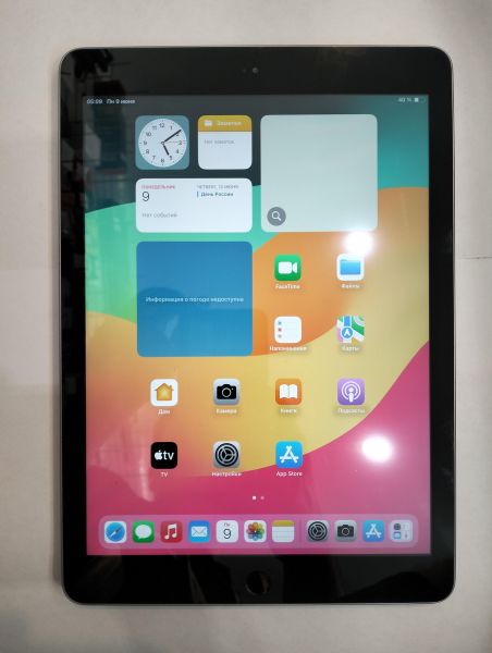 Купить Apple iPad 6 2018 32GB (A1893 MR7F2) (без SIM) в Екатеринбург за 6000 руб.