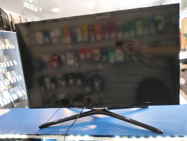 Купить Samsung UE32F5500 в Екатеринбург за 7800 руб.