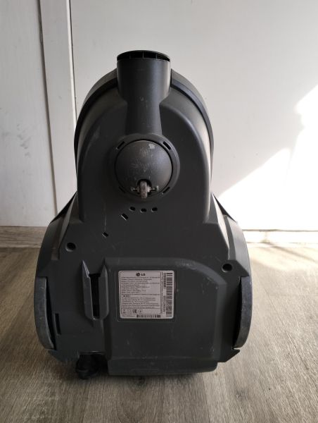 Купить LG VC73201UHAP в Екатеринбург за 2600 руб.