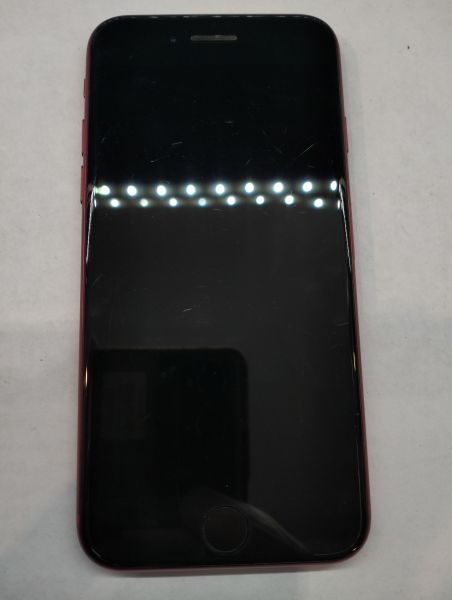 Купить Apple iPhone SE 2nd gen. 2020 128GB в Екатеринбург за 8650 руб.