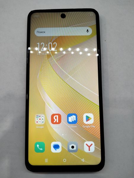 Купить Infinix Smart 8 4/128GB (X6525) Duos в Екатеринбург за 4550 руб.