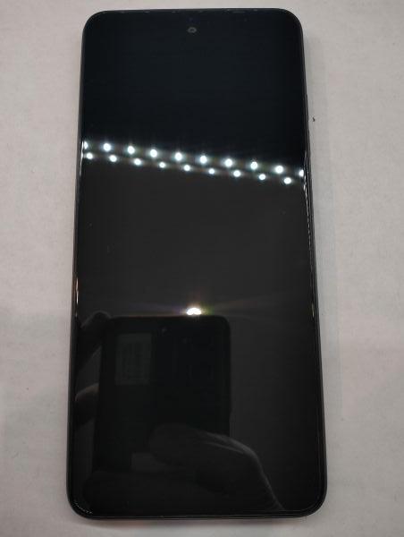 Купить TECNO Spark Go 2024 3/64GB (BG6) Duos в Екатеринбург за 3300 руб.