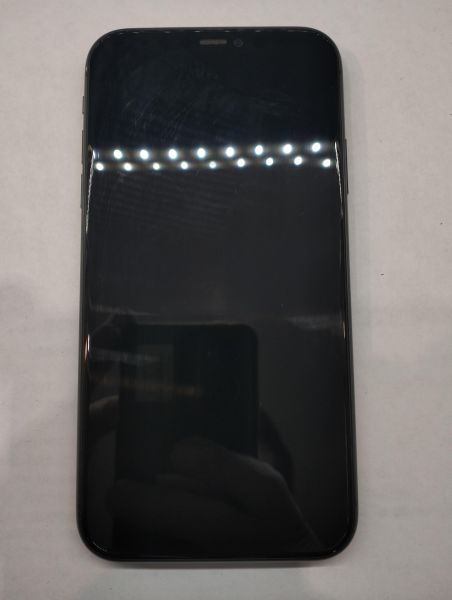 Купить Apple iPhone 11 128GB в Екатеринбург за 15400 руб.