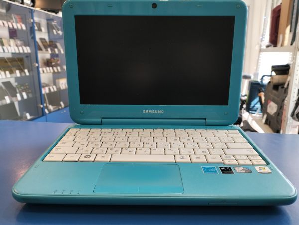 Купить Samsung NP100NZC-A02RU в Екатеринбург за 2400 руб.