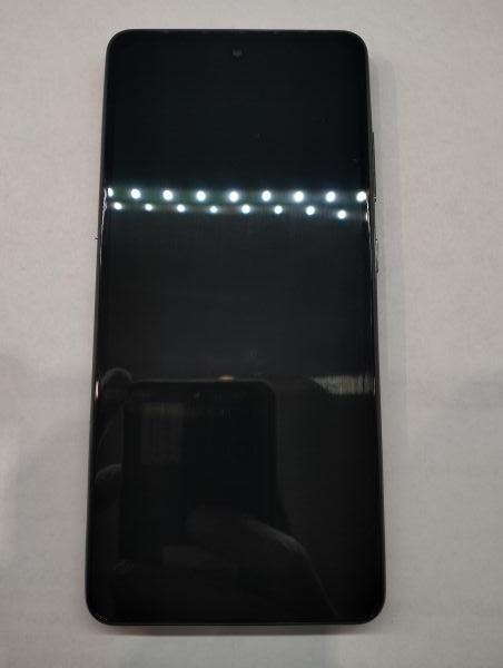 Купить Samsung Galaxy A52 4/128GB (A525F) Duos в Екатеринбург за 6800 руб.