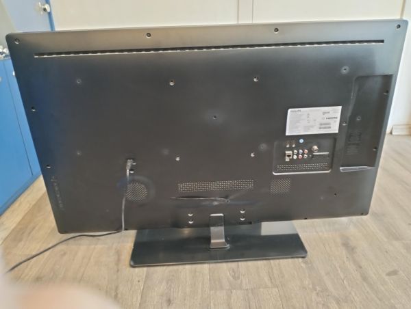 Купить Philips 40PFL4418T/60 в Екатеринбург за 8600 руб.