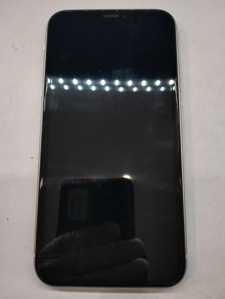 Купить Apple iPhone XR 128GB в Иркутск за 10100 руб.