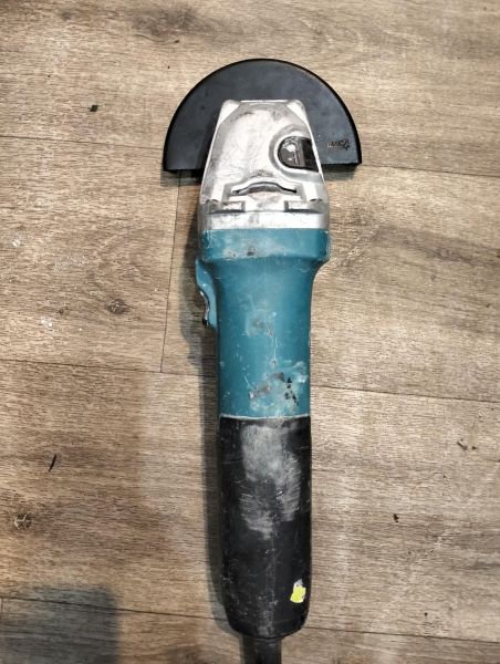Купить Makita GA5092 в Екатеринбург за 7150 руб.