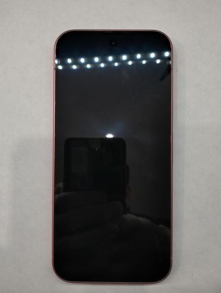 Купить Google Pixel 9 12/256GB в Екатеринбург за 40950 руб.