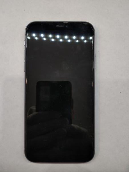 Купить Apple iPhone 11 256GB в Екатеринбург за 19700 руб.