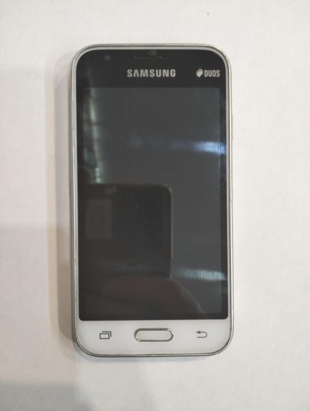 Купить Samsung Galaxy J1 Mini (J105H) Duos в Екатеринбург за 700 руб.
