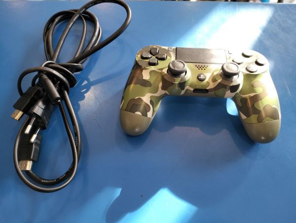 Купить Sony PlayStation 4 Slim 1TB (CUH-2208B) в Екатеринбург за 16700 руб.