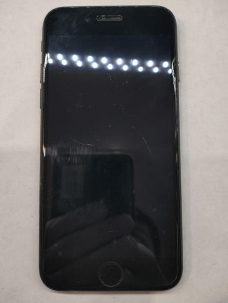 Купить Apple iPhone 7 128GB в Екатеринбург за 4600 руб.
