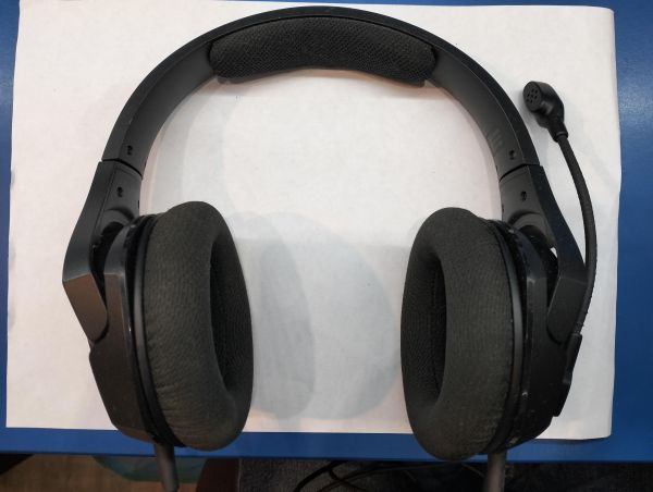 Купить HyperX Cloud Stinger Core PC (HX-HSCSC2-BK/WW) в Екатеринбург за 600 руб.