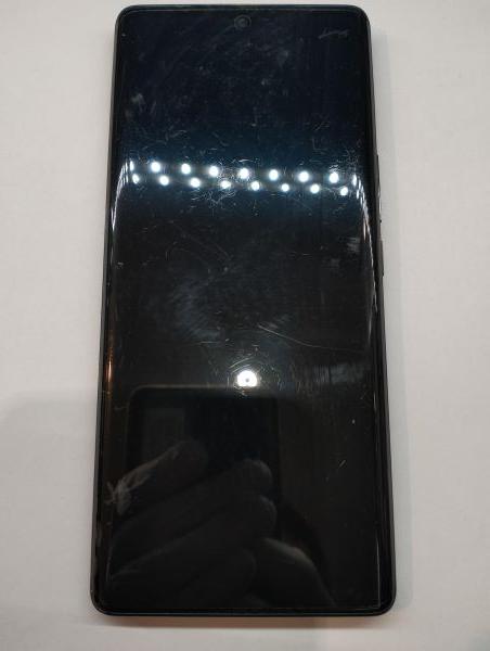 Купить Vivo V29 12/256GB (V2250) Duos в Зима за 21300 руб.