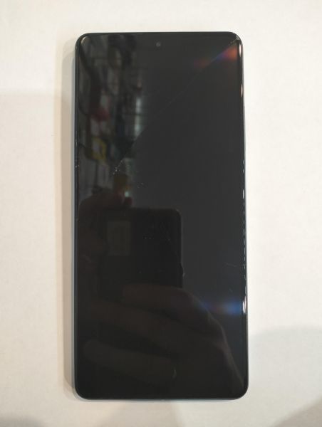 Купить POCO X5 Pro 5G 6/128GB (22101320G) Duos в Зима за 4900 руб.