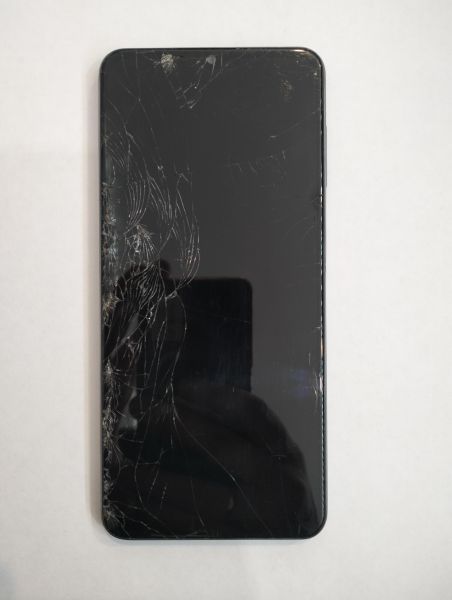 Купить Samsung Galaxy A12 4/64GB (A127F) Duos в Екатеринбург за 2500 руб.