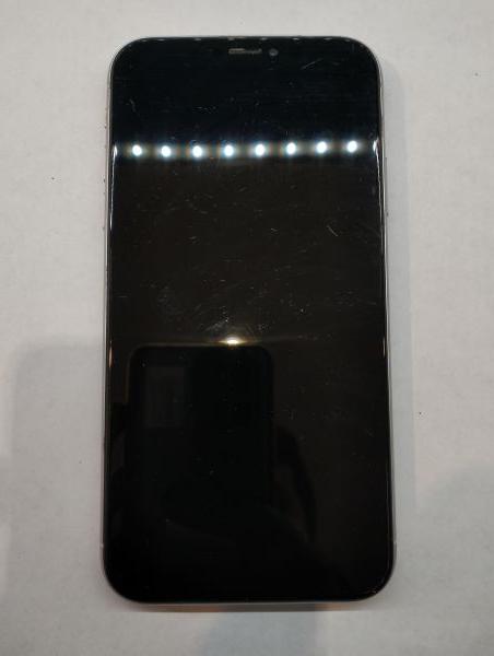 Купить Apple iPhone XR 64GB в Екатеринбург за 5600 руб.