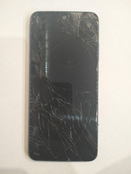 Купить Xiaomi Redmi Note 10S 6/128GB (M2101K7BNY) Duos в Екатеринбург за 3400 руб.