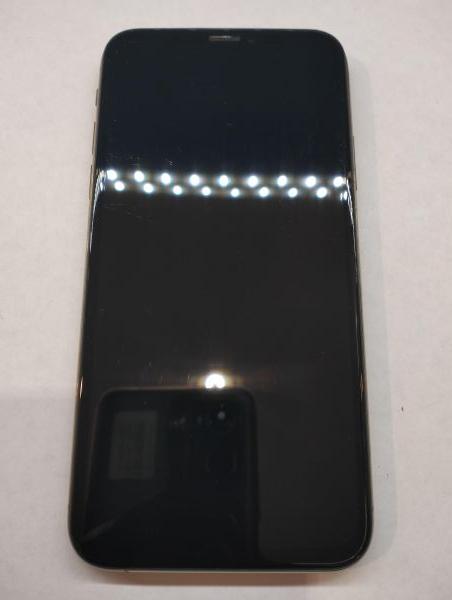 Купить Apple iPhone XS 64GB в Екатеринбург за 9300 руб.