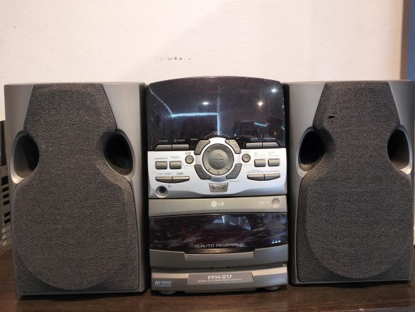 Купить LG FFH-217AX в Екатеринбург за 3900 руб.