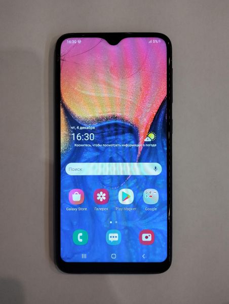 Купить Samsung Galaxy A10 2019 2/32GB (A105F) Duos в Екатеринбург за 1600 руб.