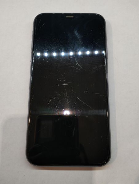 Купить Apple iPhone 11 128GB в Екатеринбург за 13400 руб.