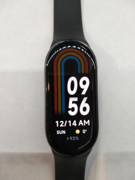 Купить Xiaomi Smart Band 8 (M2239B1) с СЗУ в Екатеринбург за 700 руб.