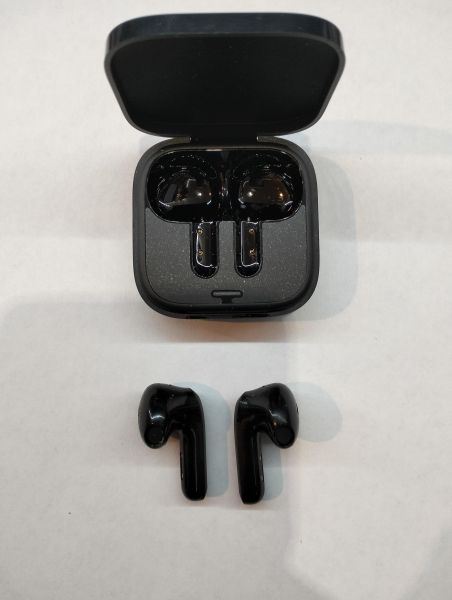 Купить Xiaomi Redmi Buds 6 Active (M2344E1) в Екатеринбург за 800 руб.