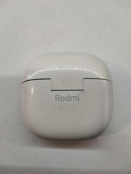 Купить Xiaomi Redmi Buds 6 Lite (M2349E1) в Екатеринбург за 800 руб.