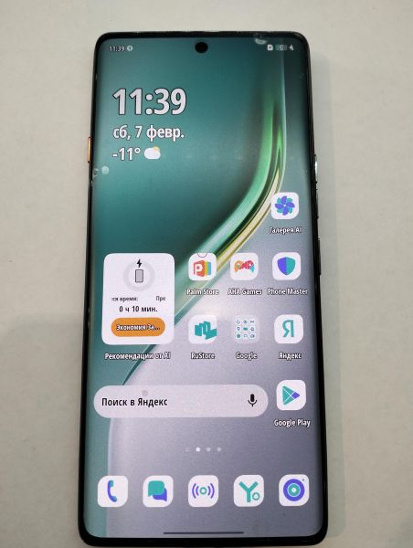 Купить TECNO Camon 40 Pro 5G 8/256GB (CM7) Duos в Тулун за 15300 руб.