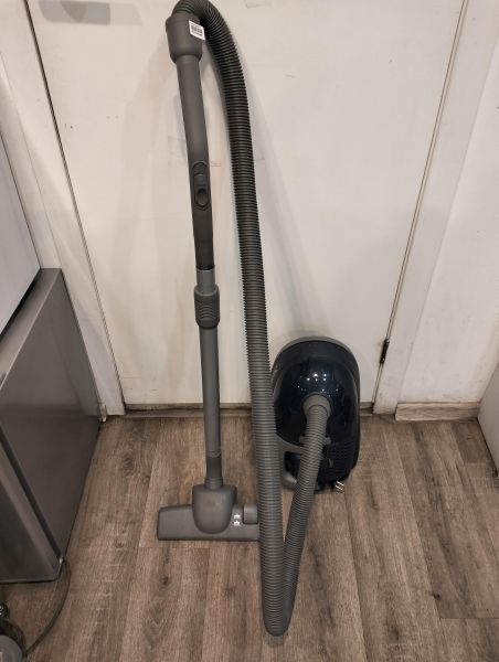 Купить Electrolux Z1034 в Екатеринбург за 1100 руб.