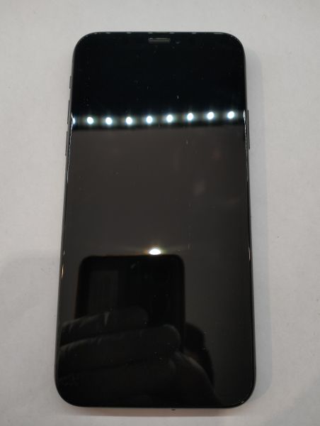 Купить Apple iPhone X 64GB в Екатеринбург за 6700 руб.