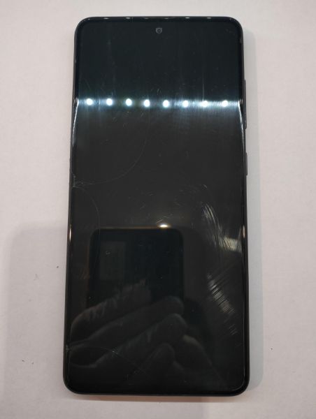 Купить Samsung Galaxy A51 6/128GB (A515F) Duos в Екатеринбург за 3700 руб.