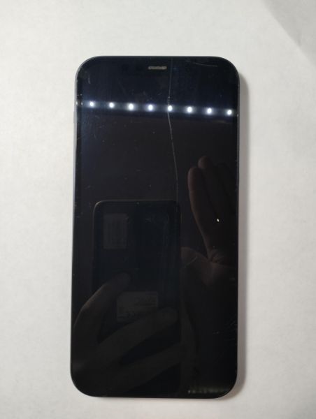 Купить Apple iPhone 12 64GB в Екатеринбург за 14500 руб.