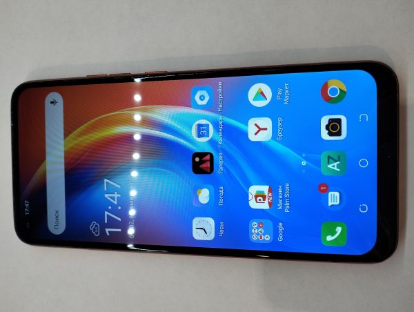 Купить TECNO Spark 5 2/32GB (KD7h) Duos в Екатеринбург за 3300 руб.