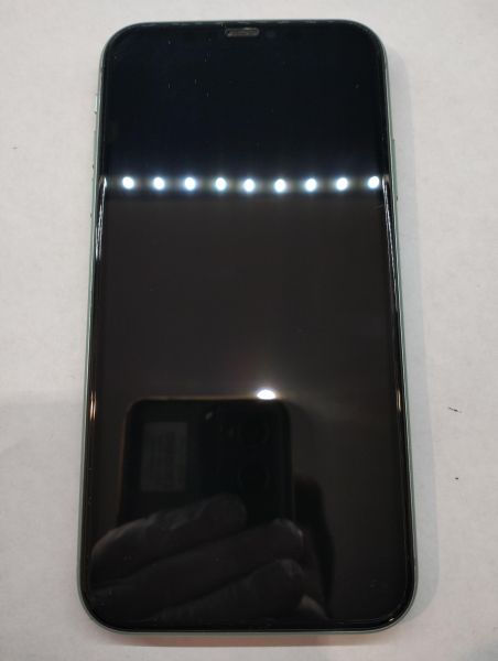 Купить Apple iPhone 11 64GB в Екатеринбург за 10400 руб.