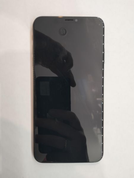 Купить Apple iPhone XS Max 64GB в Екатеринбург за 7800 руб.